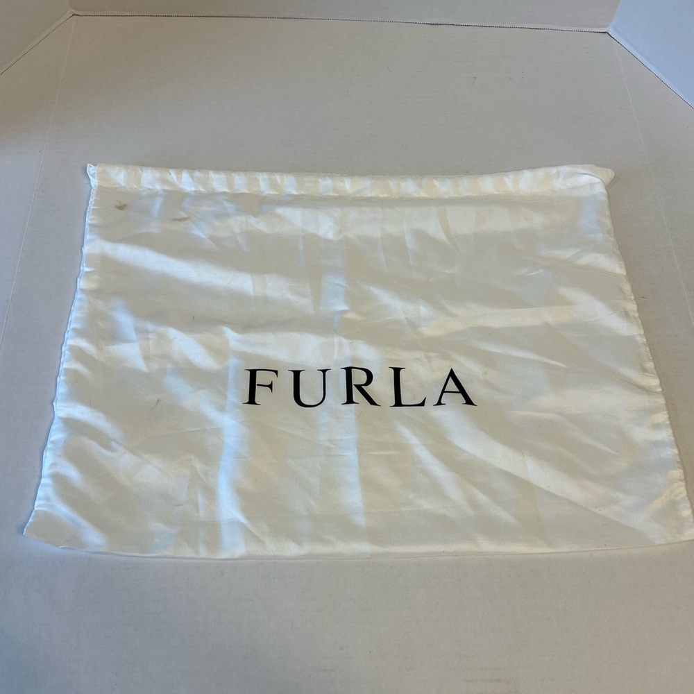 Furla‎ dust bag 20 X 15.5